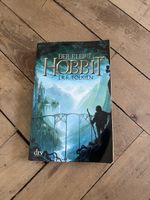 J.R.R. Tolkien's "Der Kleine Hobbit” - Auf Deutsch