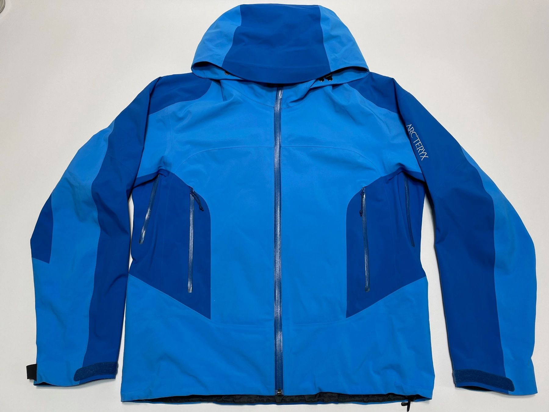 Arcteryx Giacche: Arc'tery Jacket Beta AR Sz S – Usato da Zürich venduto da le_souk