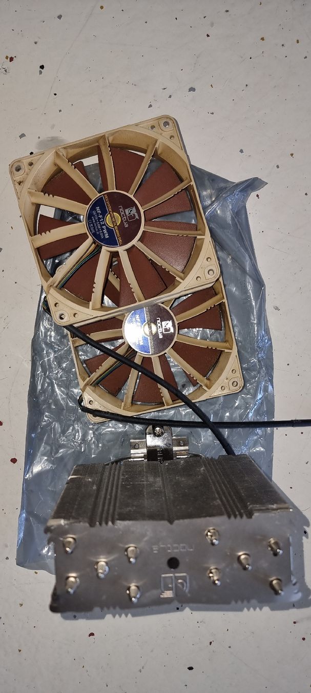 Custodie: Noctua NF12 Luftkühlung – Usato da Stein AG venduto da Dragy77