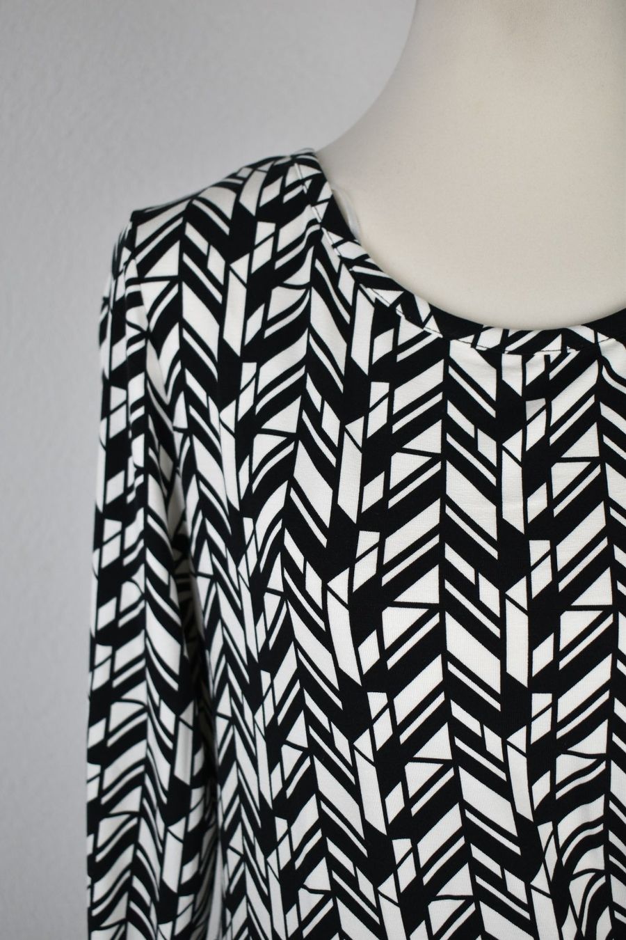 Gerry Weber Kleider: Gerry Weber Kleid Gr.38 97% Viskose – Neu (gemäss Beschreibung) aus Nürensdorf von 2ND_STORY 4