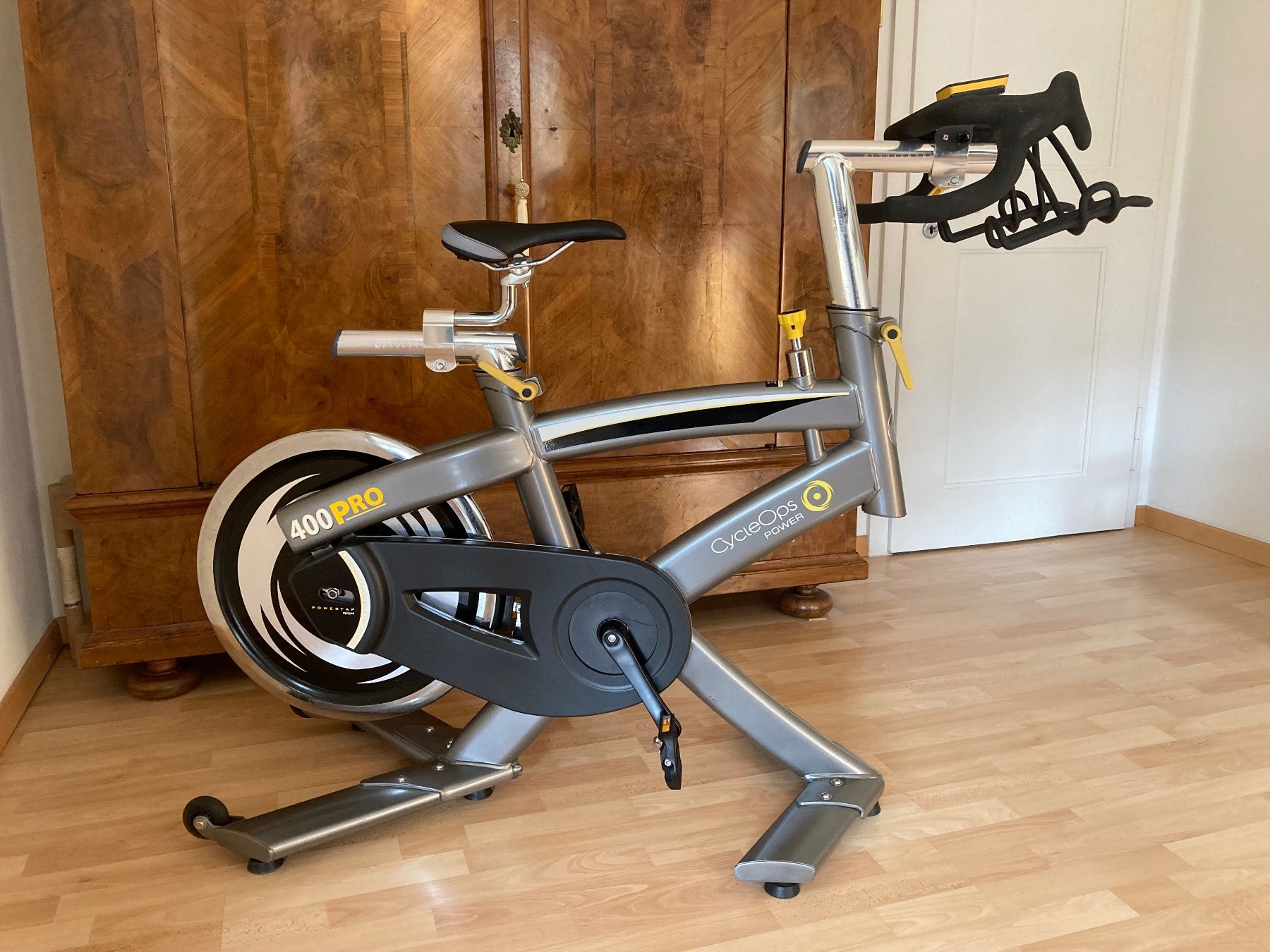 Hometrainer: CycleOps Pro 400 Hometrainer – Usato da Zürich venduto da diesesjenes