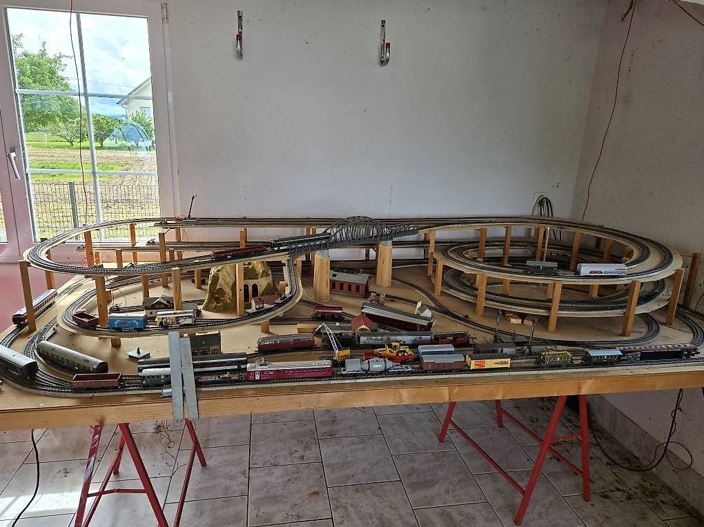 Märklin Modellini di ferrovie: Märklin Bahnanlage – Usato da Langrickenbach venduto da san_cj7p 2