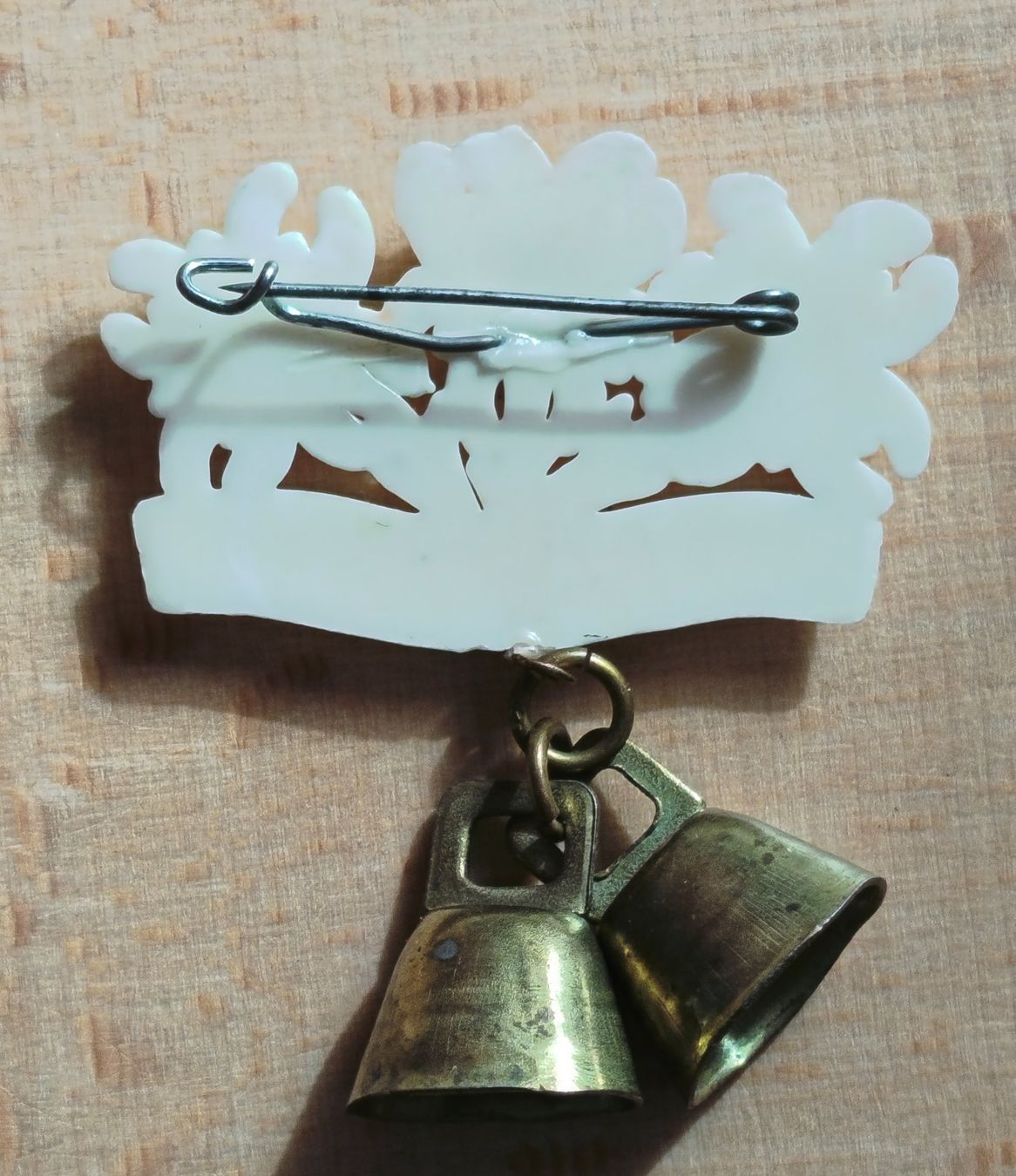 Spille & Fermagli: Schweizer Souvenir Brosche 3 Edelweiss aus Zermatt – Usato da Zürich venduto da Tanteemma369 7
