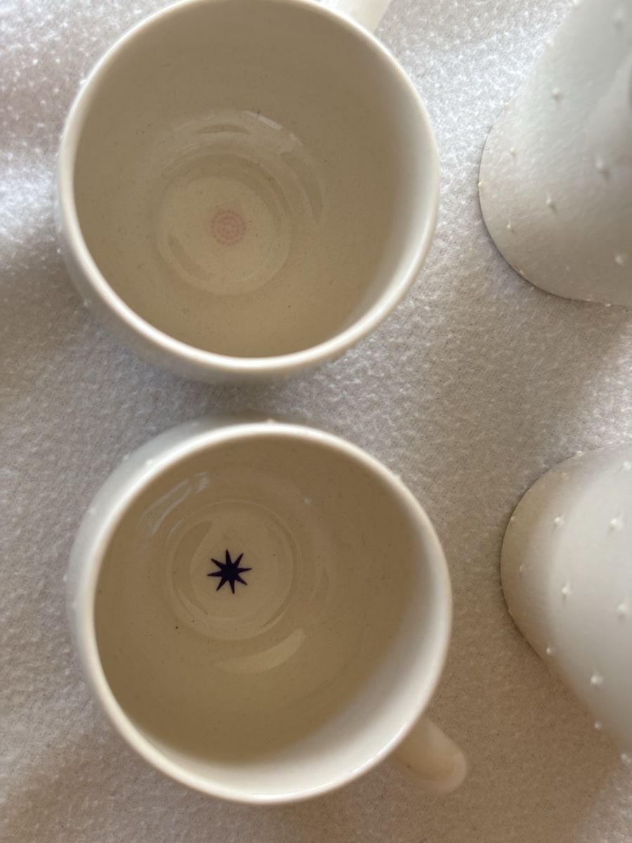 Tassen: 4 Handgemachte Tassen, 2 grosse und 2 kleine  – Gebraucht aus Zürich von 9309dc 2