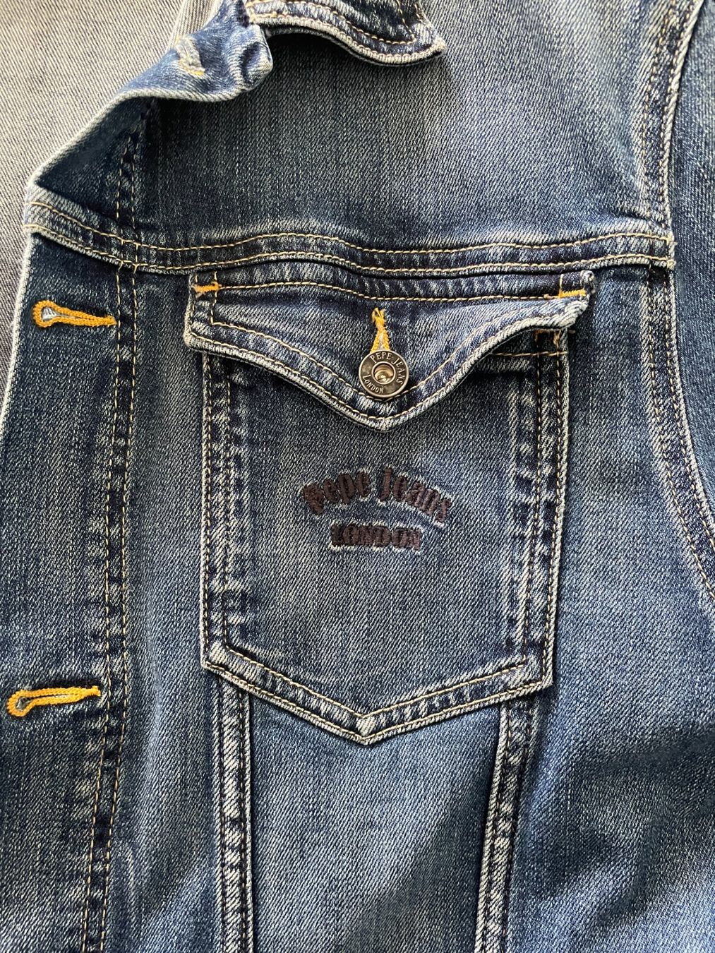 Pepe Jeans Jacken: Pepe Jeans Herrenjacke – Gebraucht aus Biberist von Maxime543 2