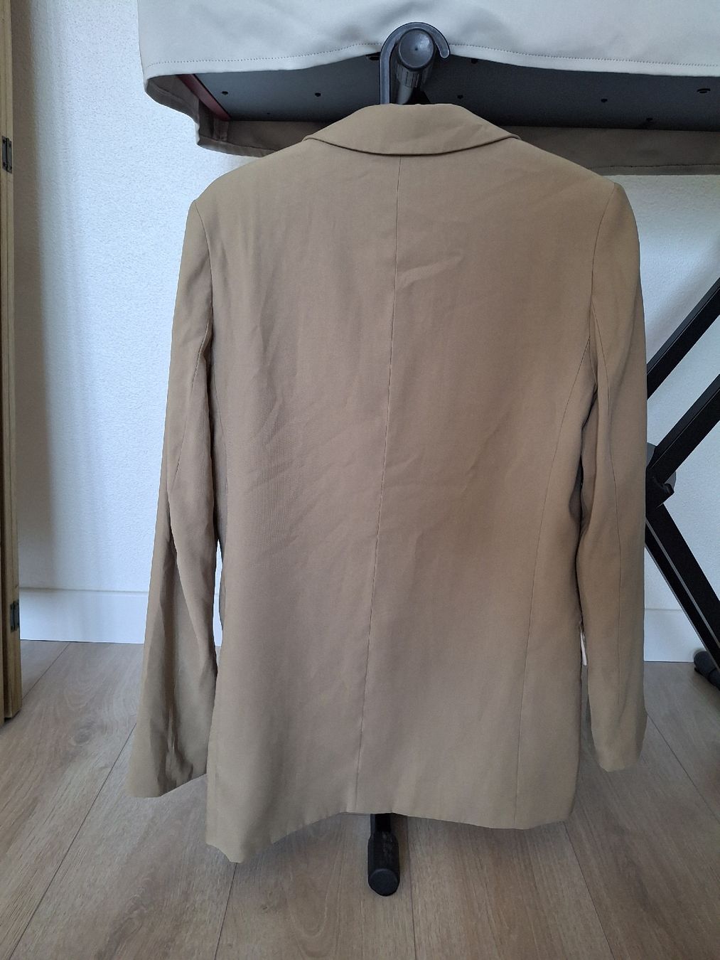 H&M Giacche: Blazer beige khaki H&M – Usato da Ecublens FR venduto da kla_th5j 2