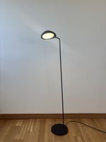 Muuto Leaf LED-Stehleuchte, schwarz