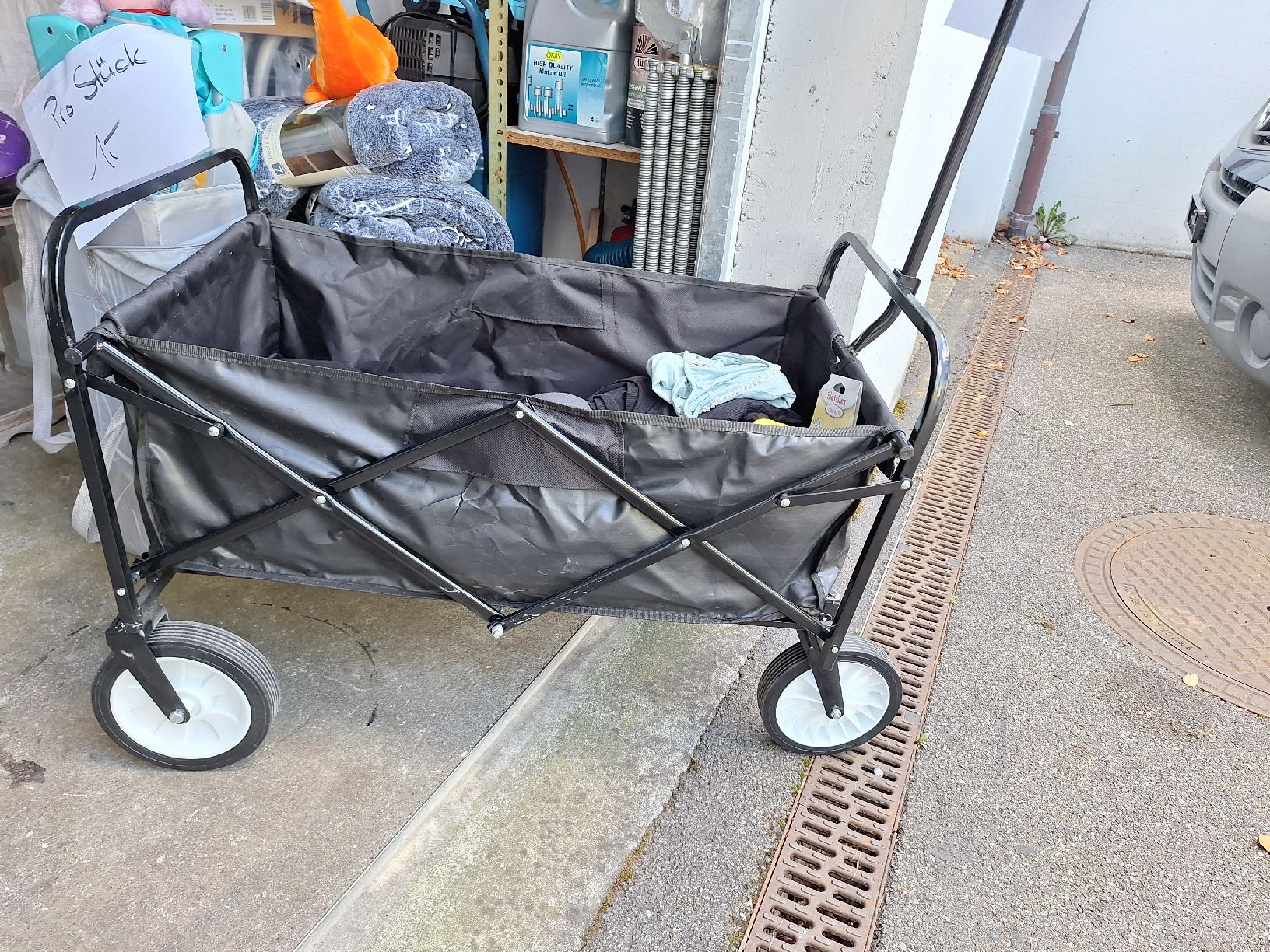 Transportwagen: Bollerwagen schwarz gebraucht – Gebraucht aus Zürich von rotezora67