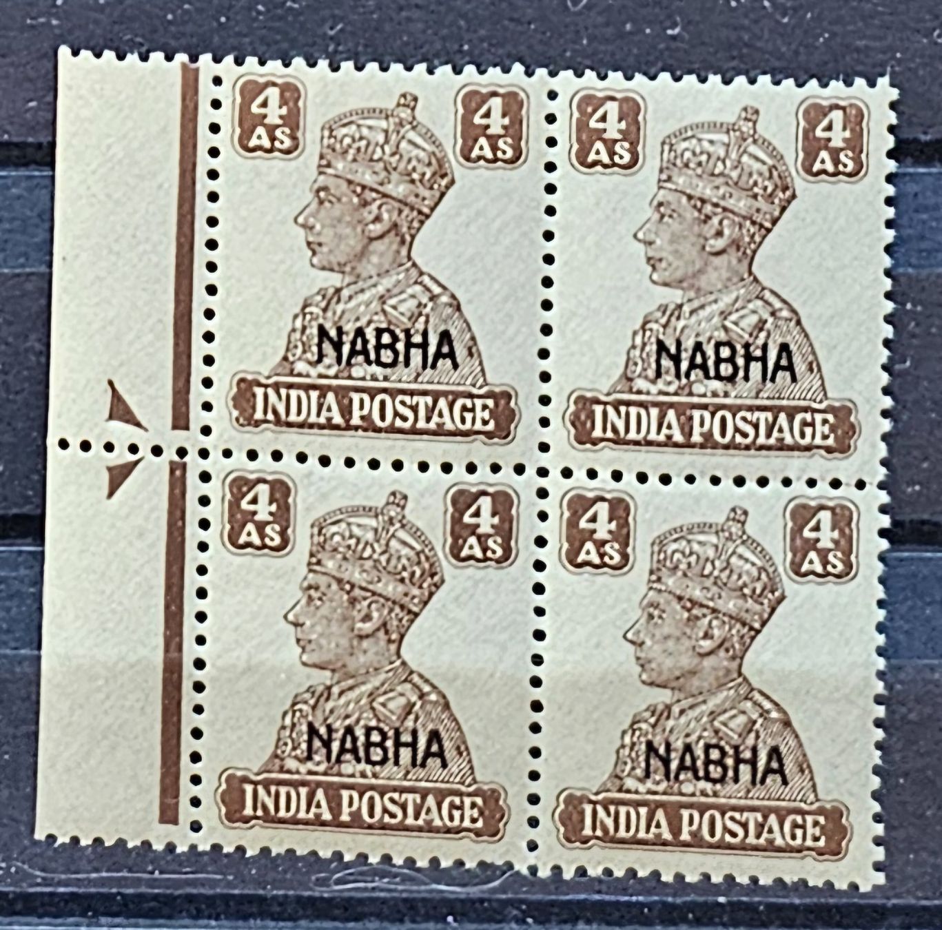 Tutti i francobolli: INDIA state NABHA 4er-Bl.** 4 Annas, 1944 – Nuovo (secondo la descrizione) da Les Valettes venduto da Nuba1