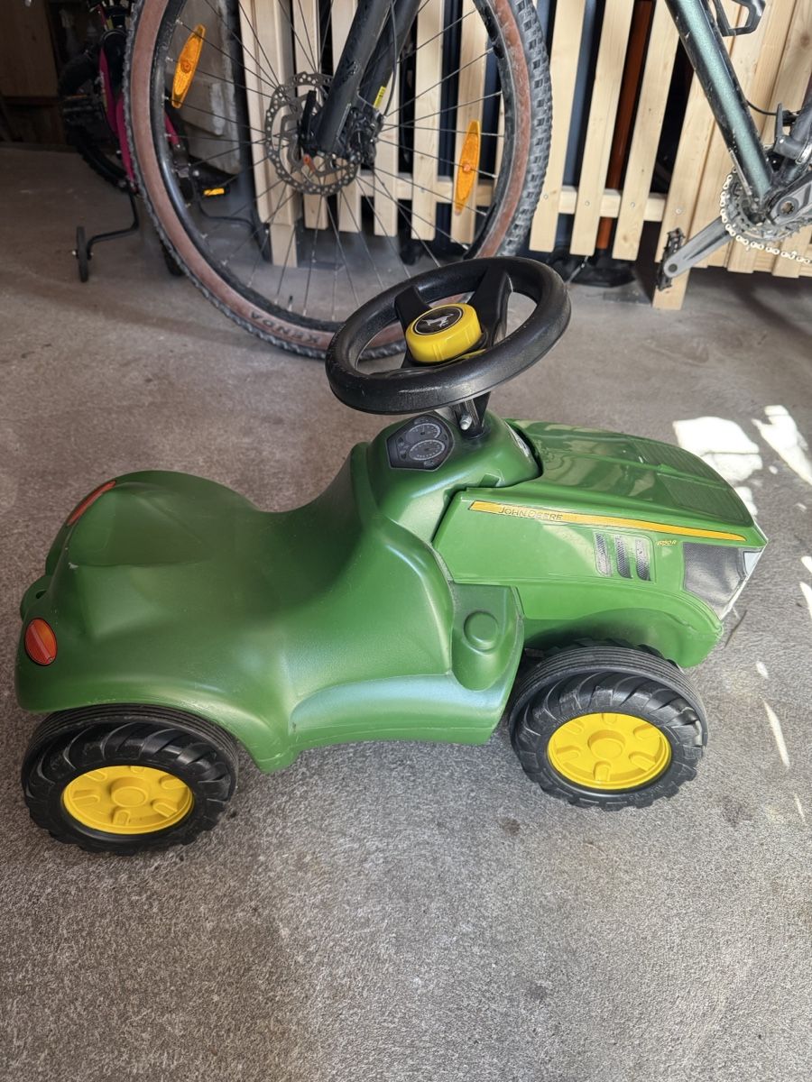 John Deere Veicoli per bambini: John Deere Kindertraktor Bobbycar  – Usato da Steckborn venduto da Diana.84