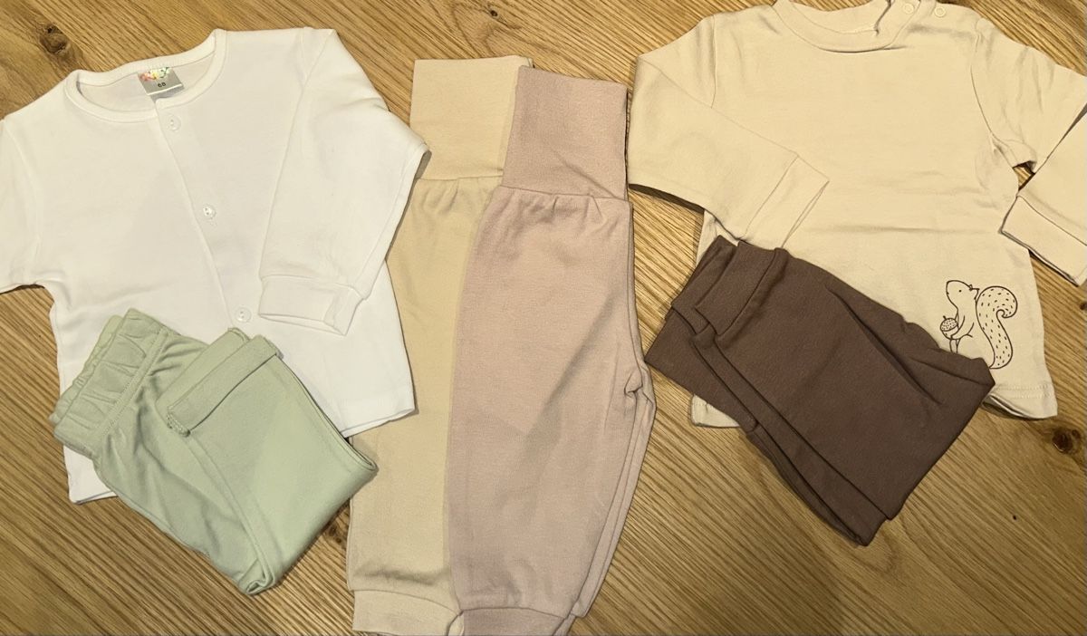 Ensembles coordonnés: Babykleider Grösse 68 – Neuf (Voir description) à Spiez par Brnas 2