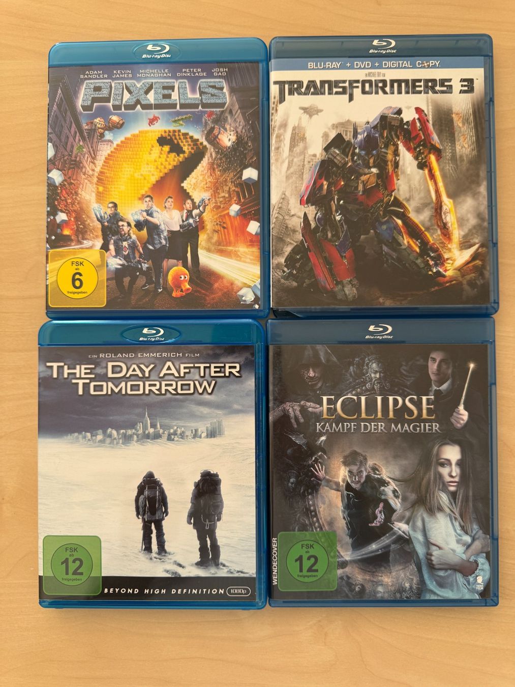 Tutti i DVDs: Blu-Ray 4x Konvolut Si-Fi - Pixels Transformers etc – Usato da Männedorf venduto da LTMCS