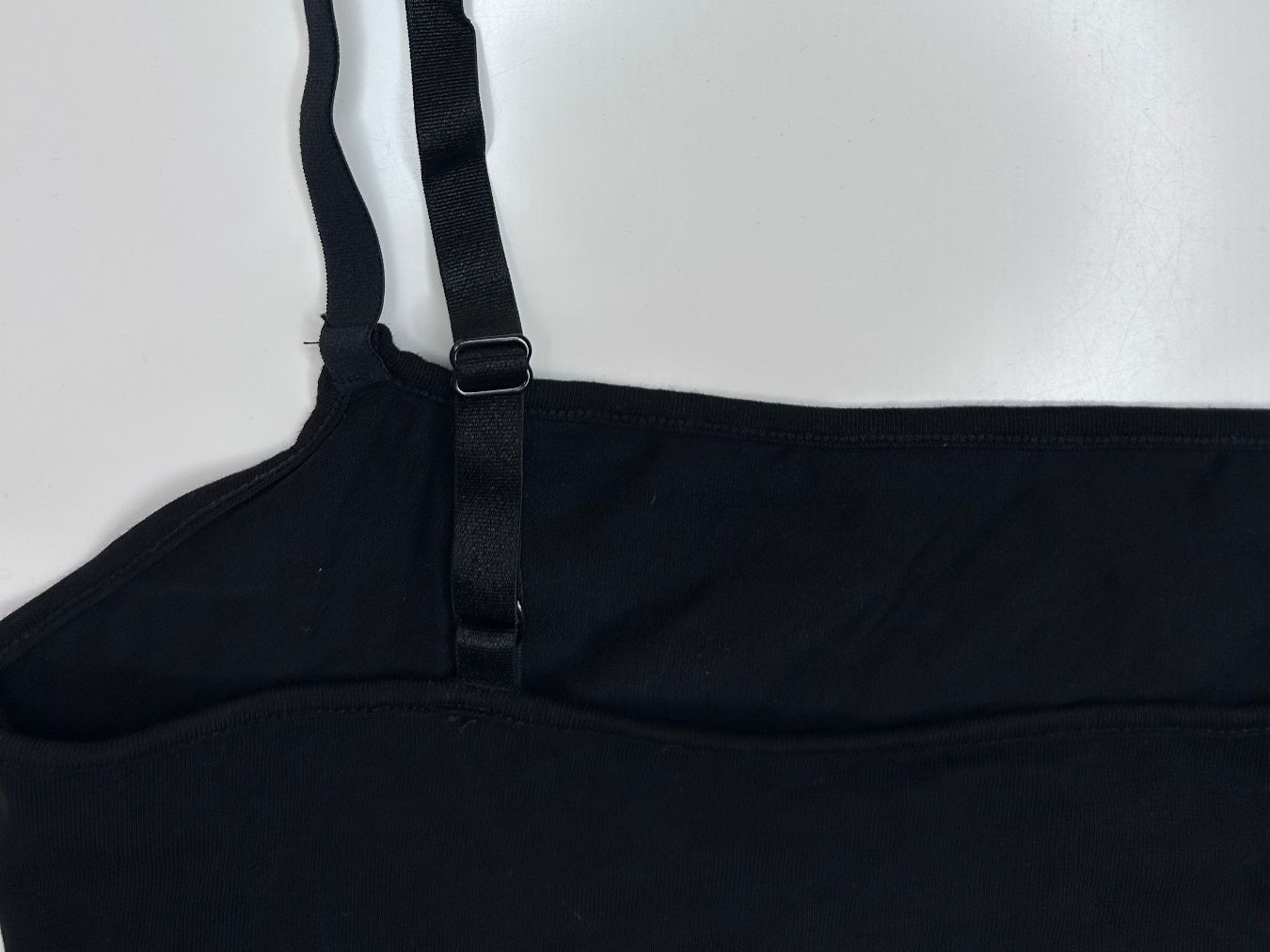 H&M Altra biancheria intima: 2x H&M Top / unwattierter Soft-BH – Nuovo (secondo la descrizione) da St. Gallen venduto da look-twice 4