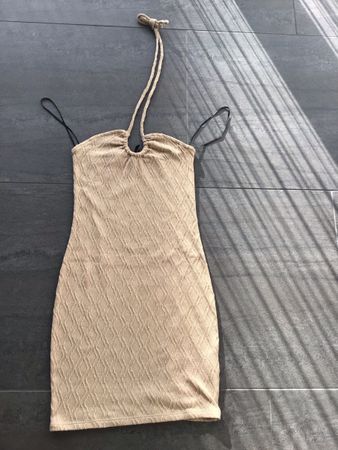 H&M Sommerkleid Beige Gr. S Neckholder figurbetont