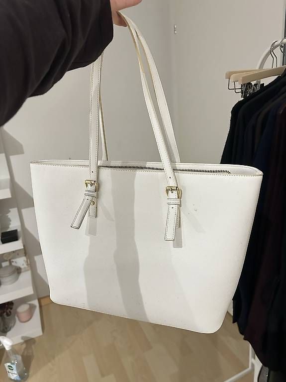 Borse da donna: Handtasche  – Usato da Andwil SG venduto da yar_s27p