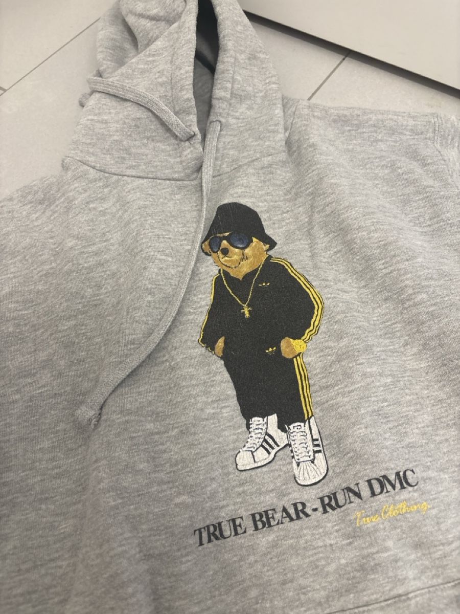 Maglioni & Felpe: Pullover/ Hoodie – Usato da Zürich venduto da car_m8tg 1