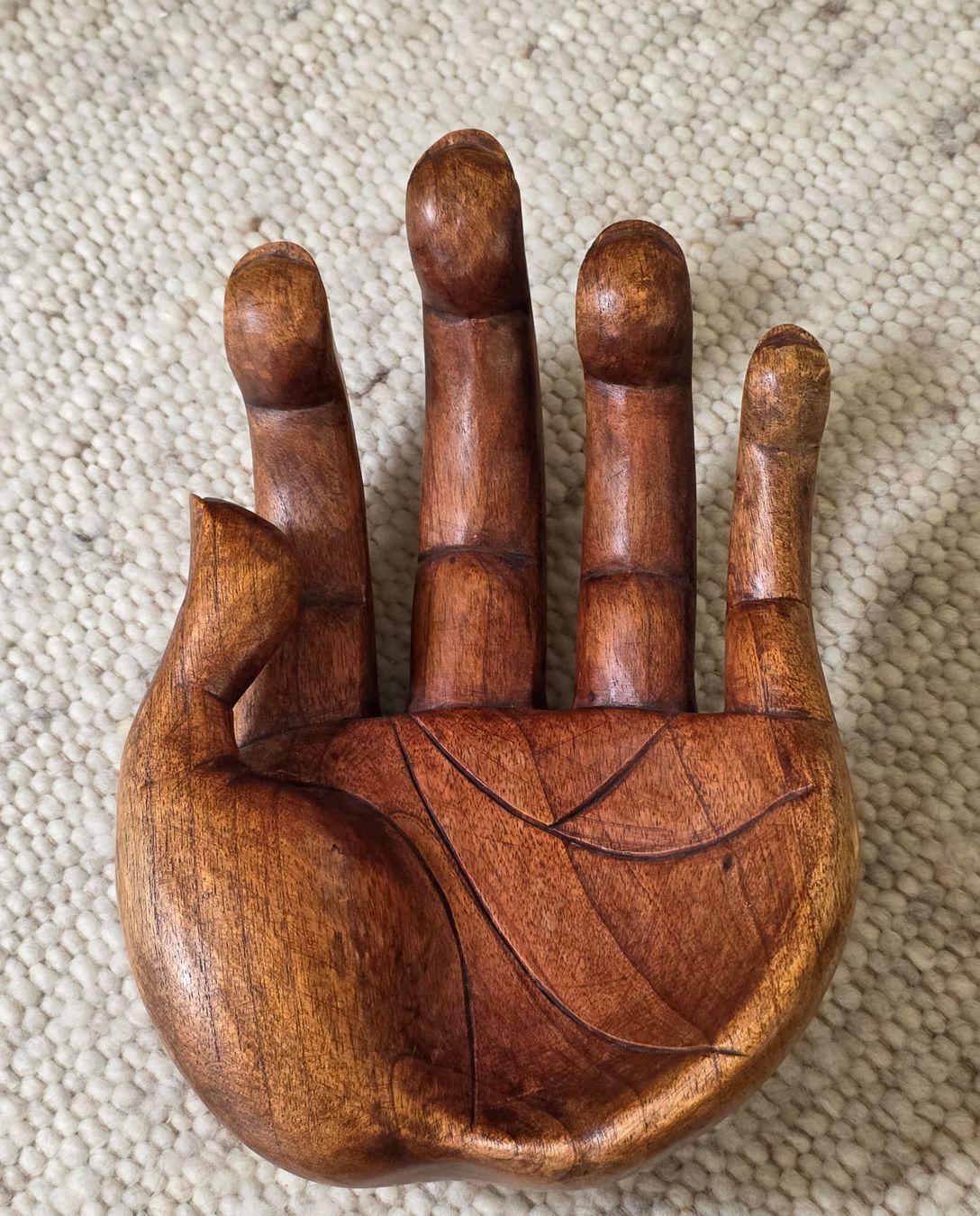 Tutte le decorazioni: Dekoschale Hand Holz – Usato da Rheinsulz venduto da Dred 4