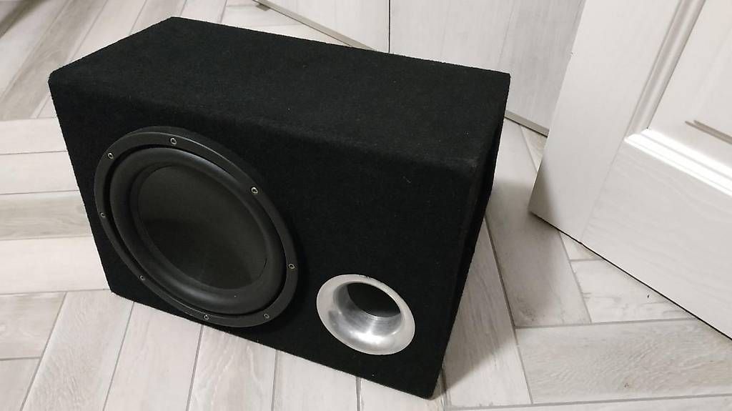 Casse acustiche: Vendo subwoofer amplificato  – Usato da Davesco-Soragno venduto da are_85dn