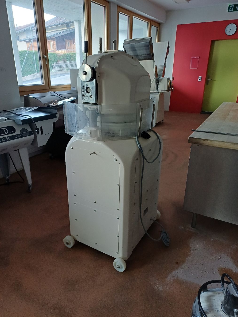 Alle Maschinen: Pitec Diviseuse professionnelle occasion – Gebraucht aus Vouvry von Qua_5n9g 2