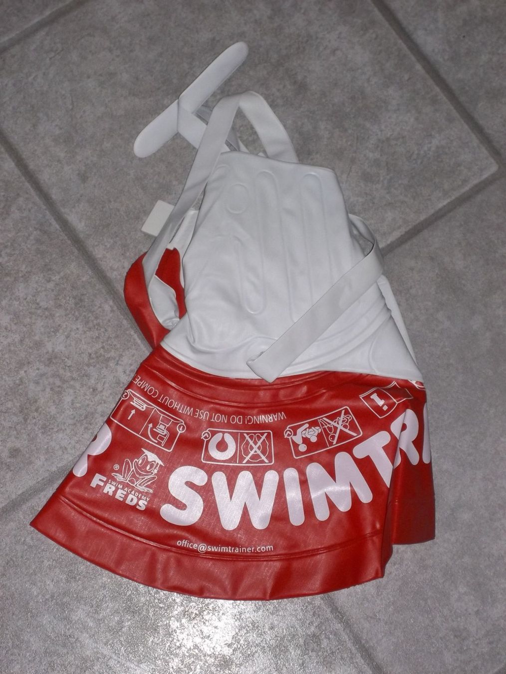 Salvagente: Schwimmhilfe Swimmer Trainer classic rot weiss – Usato da Kaltbrunn venduto da Cindy99 2