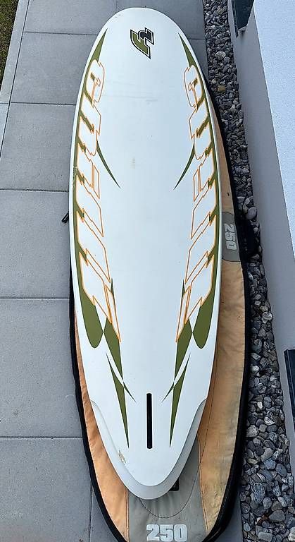Tavole da surf e di nuoto: F2 Chilli 99L Windsurfboard - gebrauchter Zustand – Usato da Aeschi b. Spiez venduto da Meriana91 1