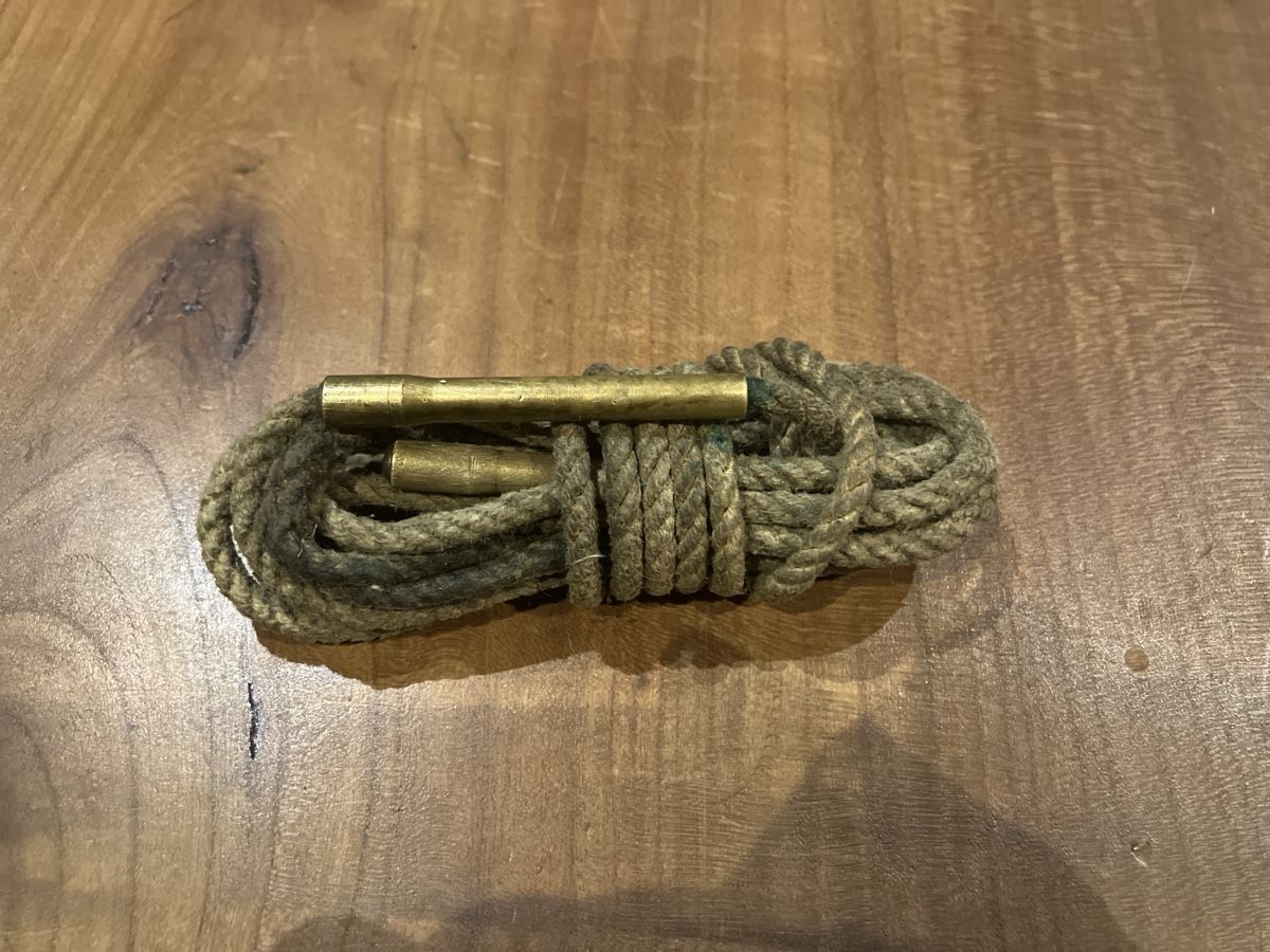 Armée suisse Tous les outils: Putzschnur Karabiner oder Langgewehr – D'occasion à Spiez par Miryam07