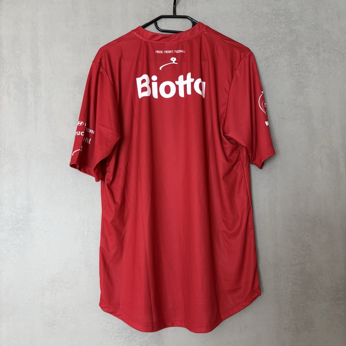 FC Winterthur Leibchen & Hosen: Fc Winterthur Trikot Gpard neu – Neu (gemäss Beschreibung) aus Winterthur von LaBodega 1