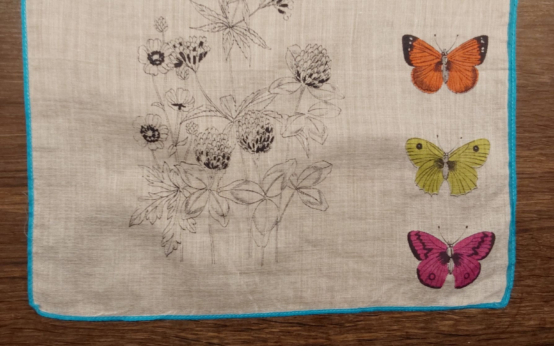 Sonstige Kleidung & Accessoires: Taschentuch Motiv Schmetterlinge – Neu (gemäss Beschreibung) aus Köniz von scopello12 1