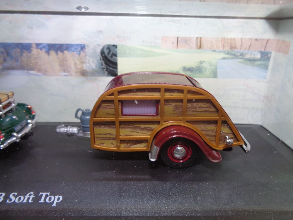 Miniature VW Bus Samba Avec Caravane - Cararama échelle 1:43 - Modèle #14813 - Neuf
