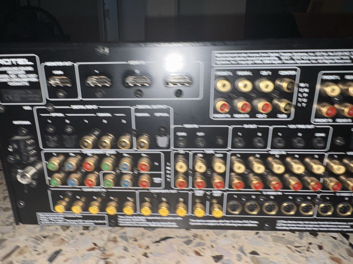 Rotel Amplificatori: Rotel RBX-1057 Surround Sound Receiver – Usato da Brügg BE venduto da haj_9zhk 4