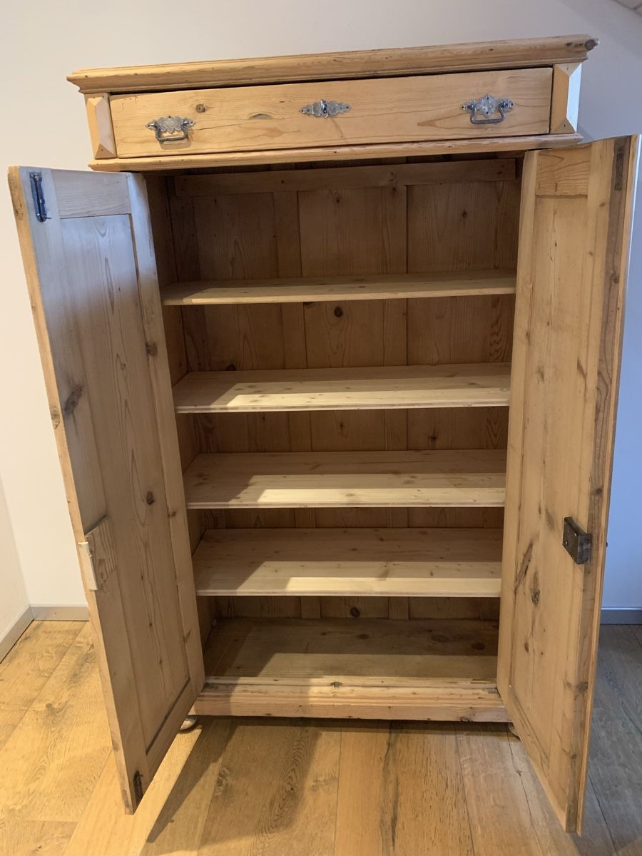 Armadi: Schrank, Bauernschrank, Tannenholz – Usato da Thierachern venduto da reten 5
