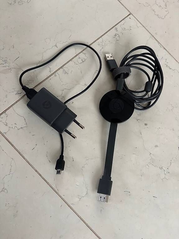 Audio- & Mediensysteme: Google Chromecast (2. Generation)  Streaming-Player – Gebraucht aus Pontresina von Mil