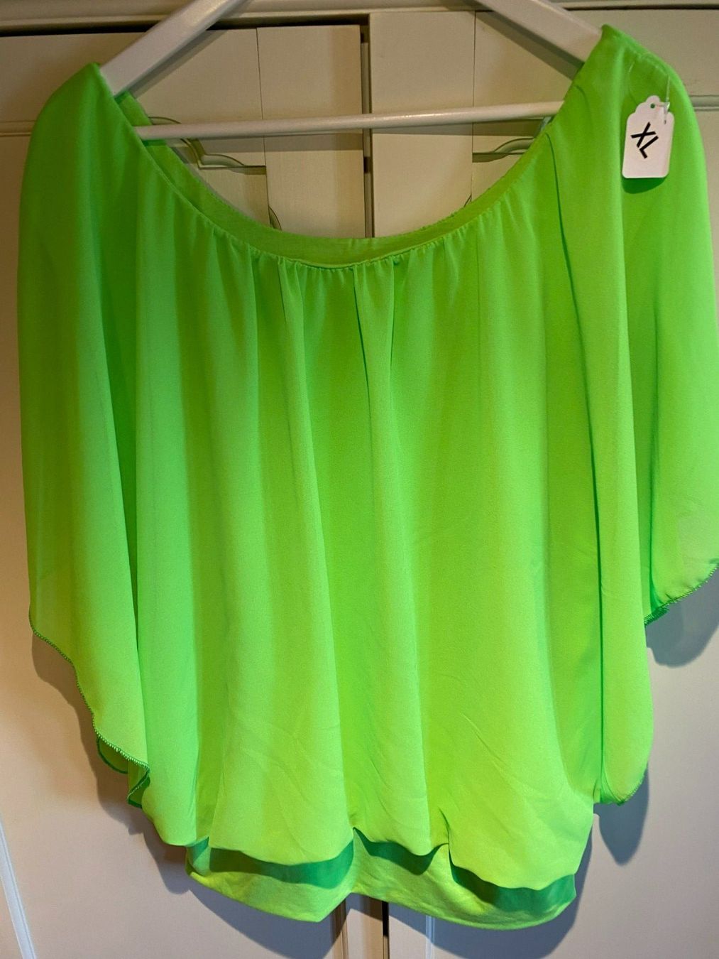 Vestiti: BLUSENKLEID NEON GRÜN-DAMEN – Nuovo e nell'imballaggio originale da Meienried venduto da ManuelaBoutique 4