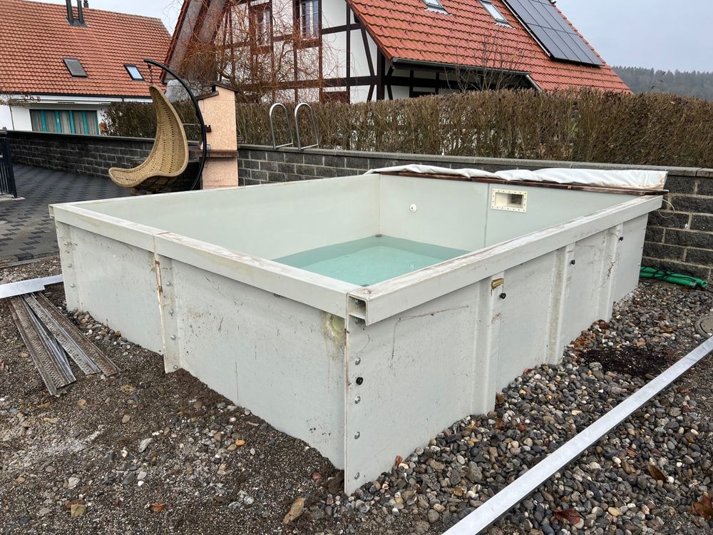 Poolbecken, Fischbecken aus Kunststoff, 13700 Liter (Gebraucht) in ...
