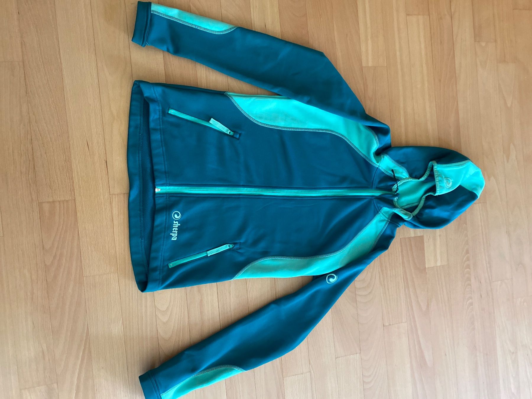 Sherpa Vestes: Softshell Jacke Gr. M – D'occasion à St. Moritz par Cwind