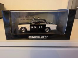 Volvo 121 Amazion Polis - MINICHAMPS
