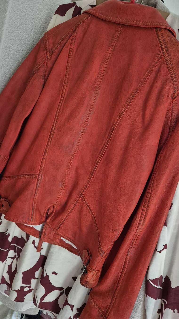 Giacche: Lederjacke von Oakwood in Orange / Hellrot – Nuovo (secondo la descrizione) da Urtenen-Schönbühl venduto da chrebeli1 3