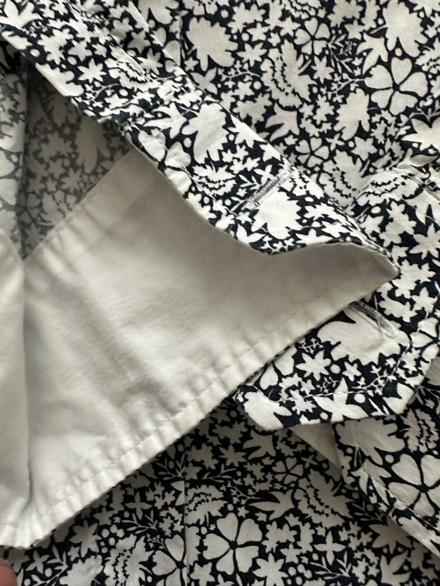 H&M Blusen: H&M Bluse, Grösse 42, schwarz-weiss Blumenmuster – Neu (gemäss Beschreibung) aus Bern von schnupka 2