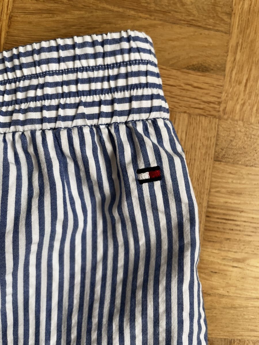 Tommy Hilfiger Pantalons: Culotte Tommy Hilfiger gestreift Gr. 38 – D'occasion à Zürich par Kleanthy 2