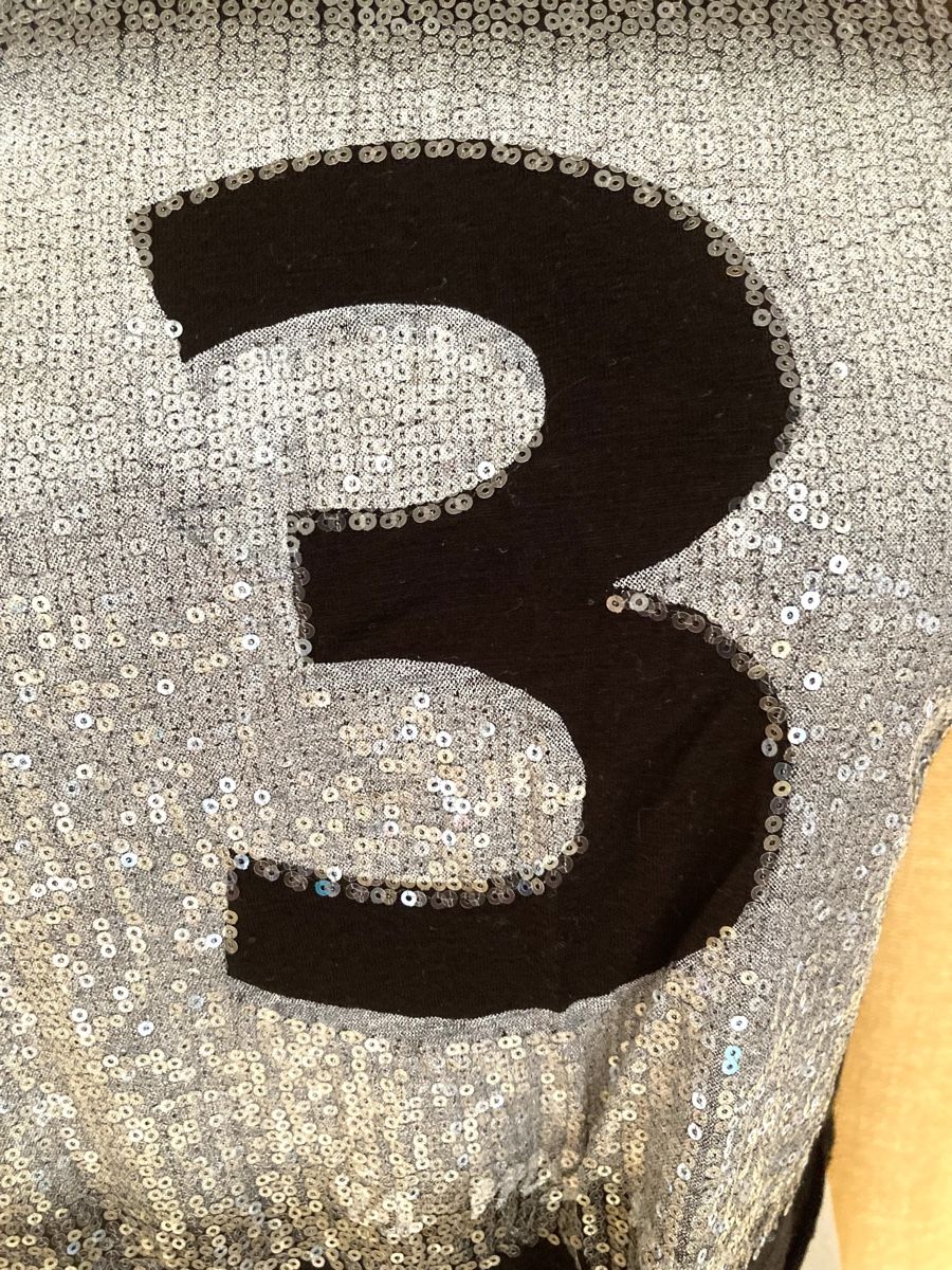 T-shirt: T-shirt à paillettes – Usato da Ardon venduto da hel_2sxp 5