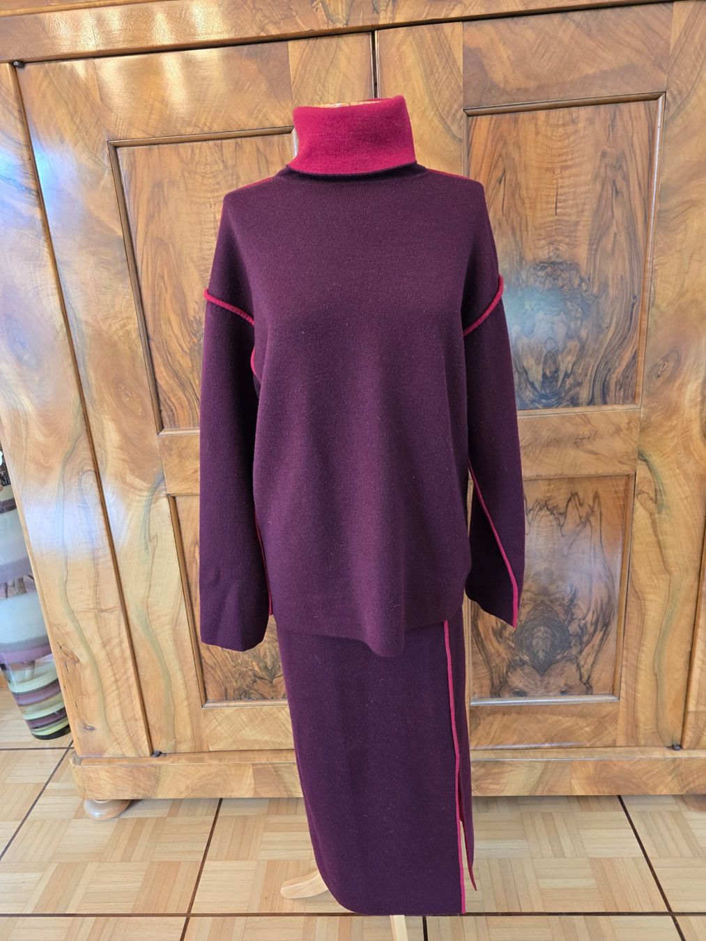 Victoria Beckham Gonne: Victoria Beckham Rock & Pullover Wolle WOW – Usato da Bottmingen venduto da sandy_2