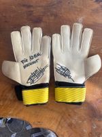 Original signierter Torwarthandschuh von DIEGO BENAGLIO (Ex-