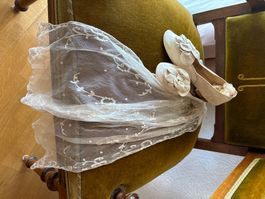 Jugendstil Brautschuhe Ziegenleder u. Seidenschal Spitze