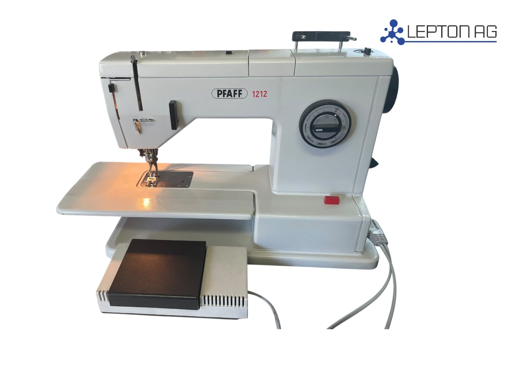Pfaff Machines à coudre: Pfaff 1212 Nähmaschine – D'occasion à Niederdorf par LeptonAG 1