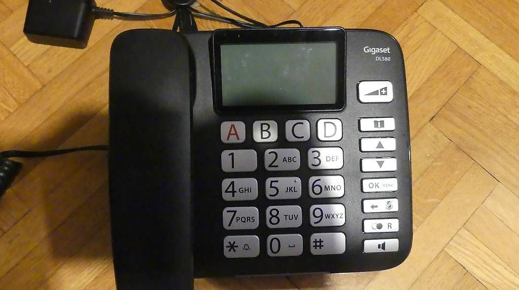 Téléphones: Gigaset Basis- und Mobiltelefon – D'occasion à Rubigen par zum_cm75 1