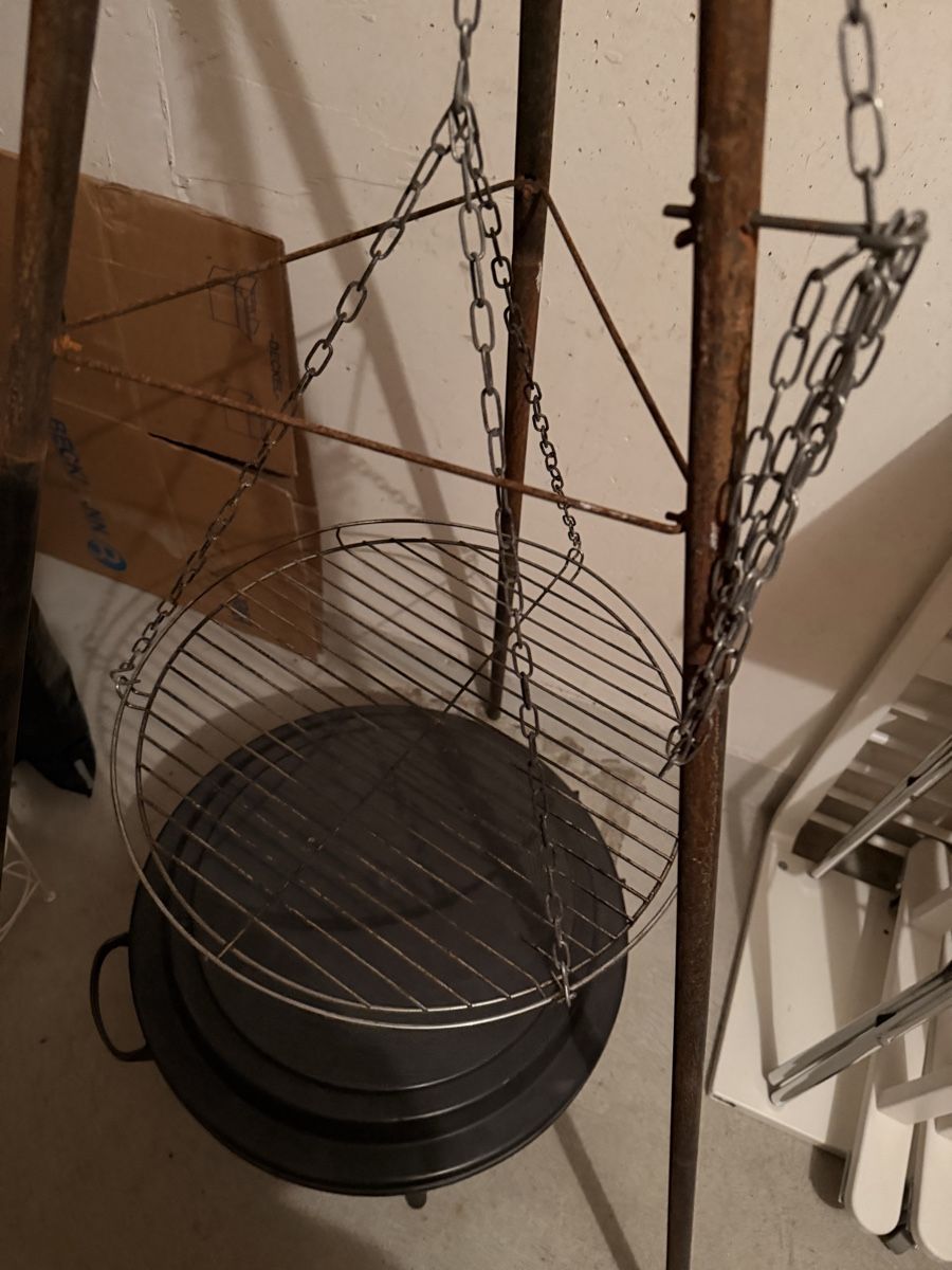 Grills: Grill tripod grill grate used – Gebraucht aus Zürich von mhm_6rhw 4