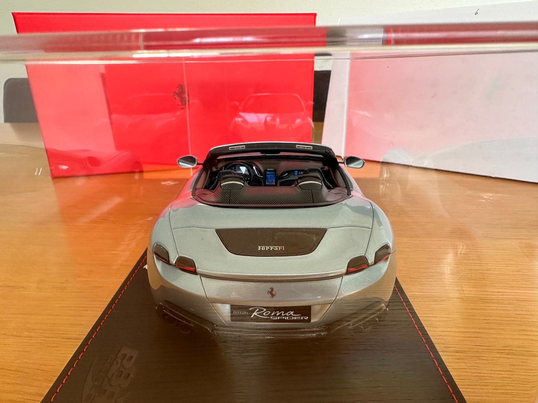 Ferrari Modellautos: Ferrari Roma Spider Grey alloy 1/18 – Neu und originalverpackt aus Stein AR von Krabbe2 3
