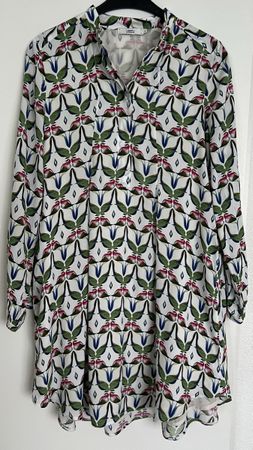 Kleid mit Vogelprint Grösse S 