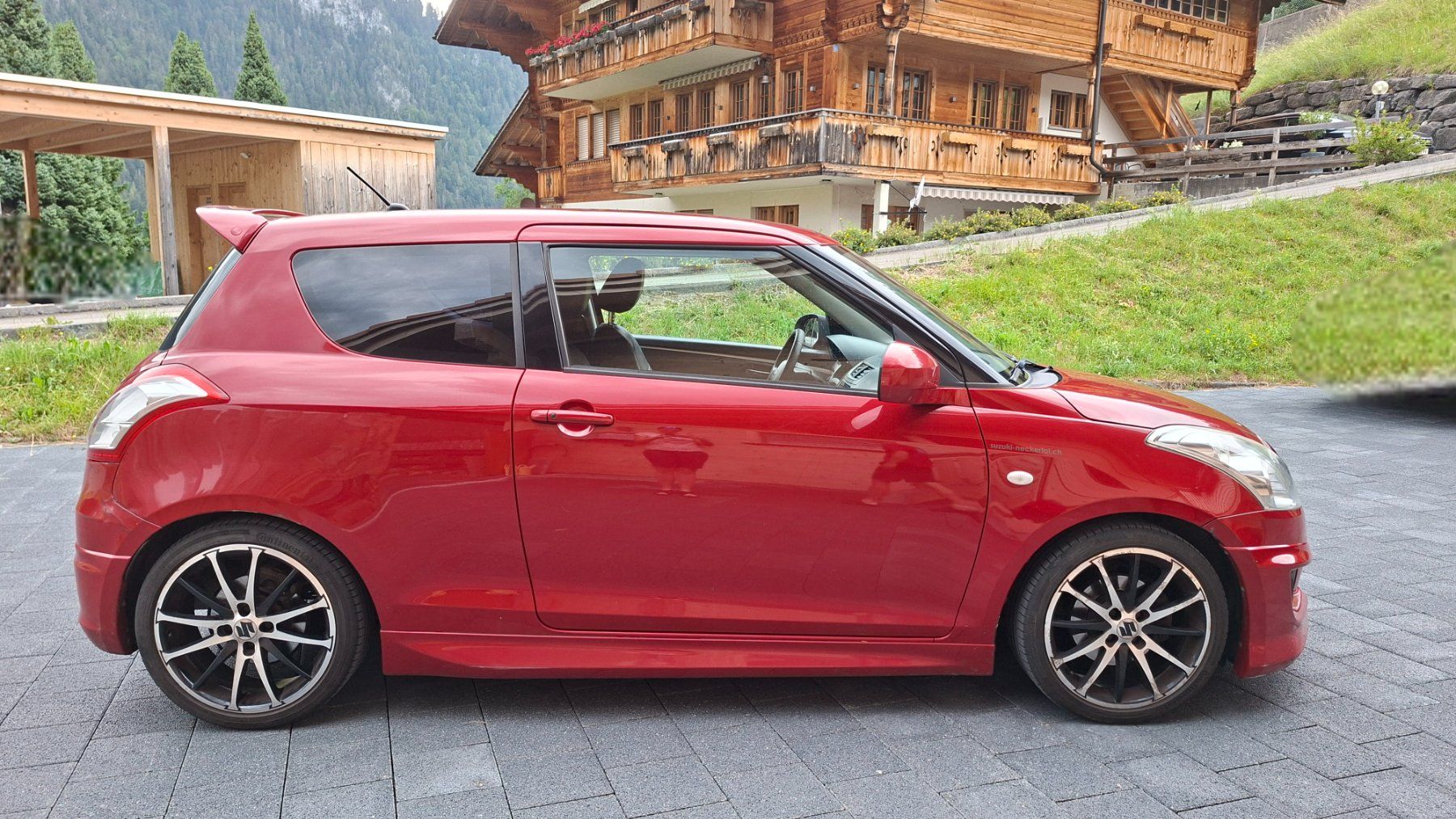 Suzuki Autos: Suzuki Swift rot – D'occasion à Horboden par adr_ncx6 2