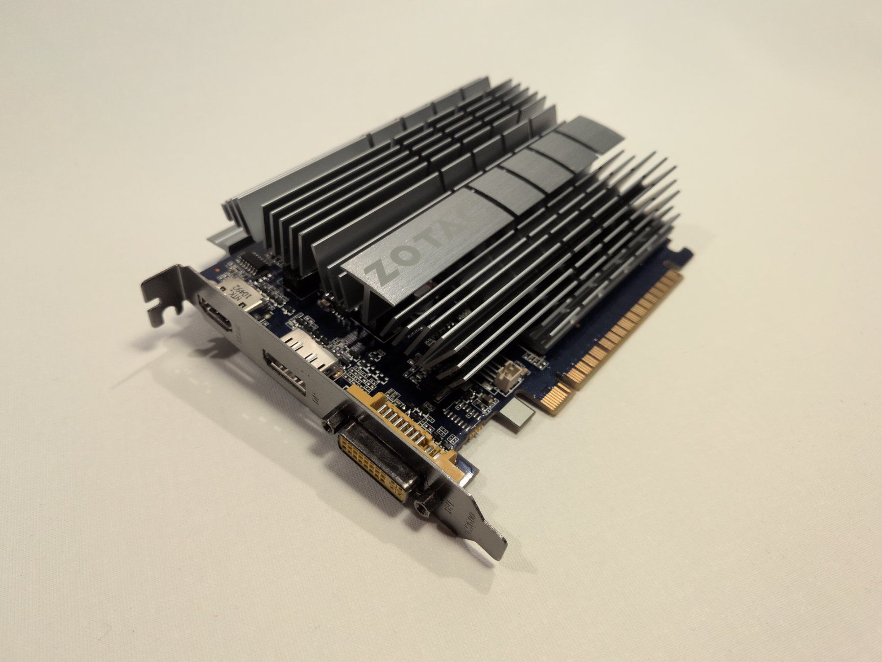 Zotac Grafikkarten: Nvidia GT430 passiv gekühlt – Gebraucht aus Rüfenacht BE von swalin 1
